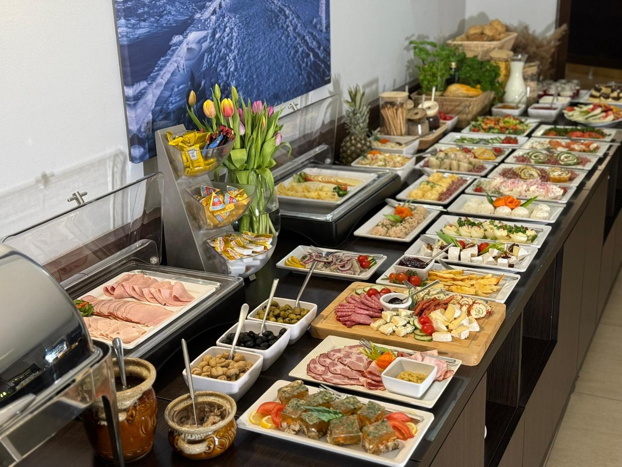 קרפאז' Karpacki & Spa - Blisko Wyciagu, Restauracja, Sala Zabaw, Bar 24H (Adults Only) מראה חיצוני תמונה